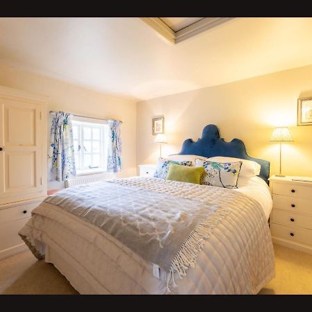 Wisteria Cottage , Pretty Cotswold Cottage Close To Chipping Campden Weston Subedge Bagian luar foto