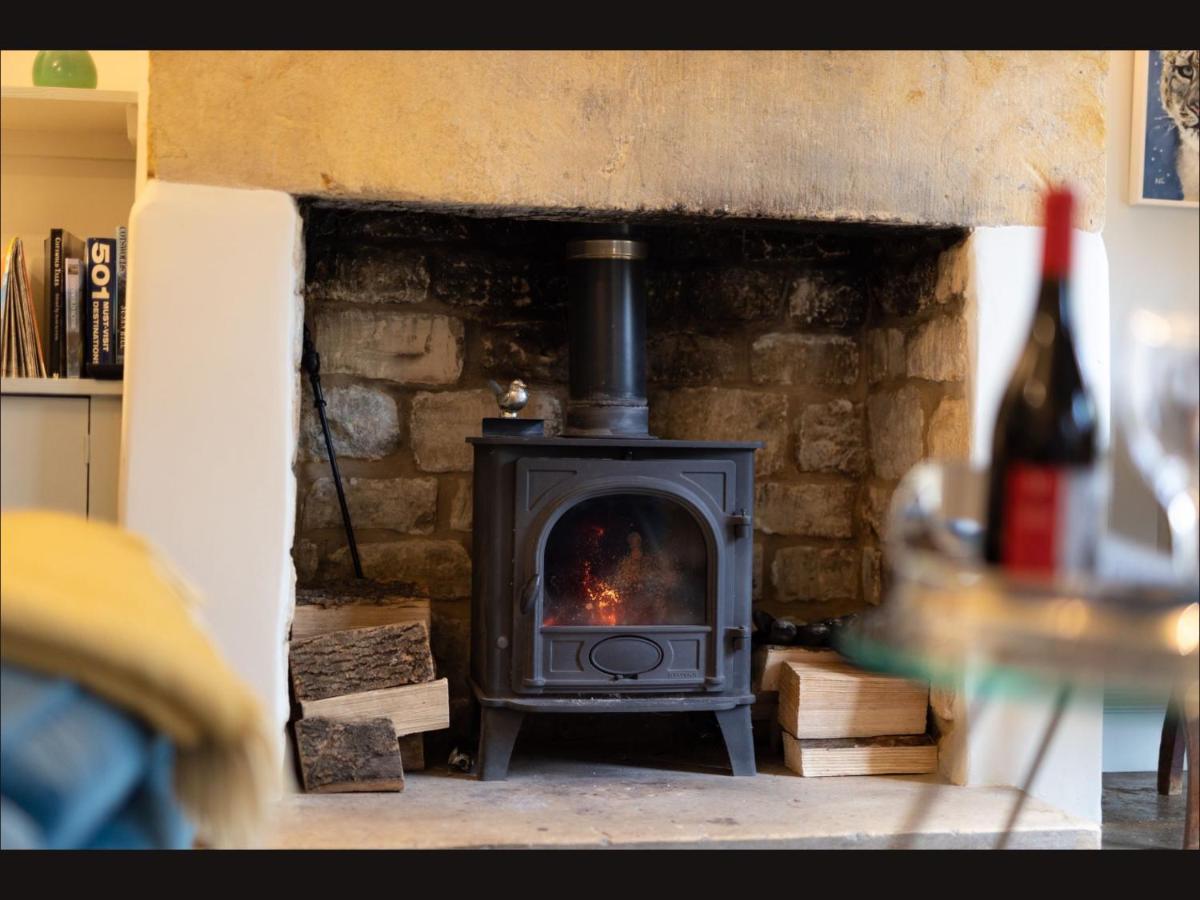 Wisteria Cottage , Pretty Cotswold Cottage Close To Chipping Campden Weston Subedge Bagian luar foto